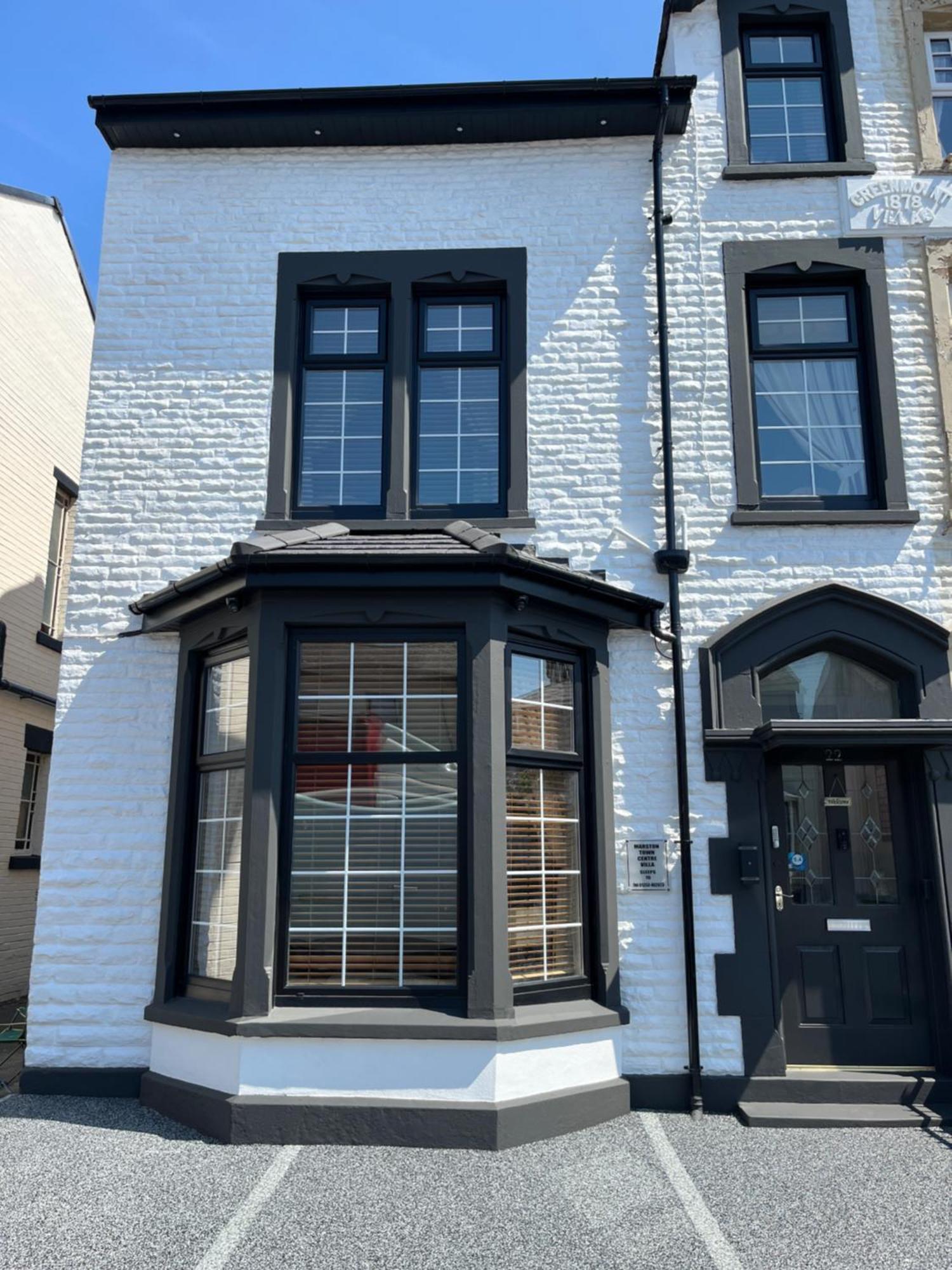 Marston Town Centre Villa Blackpool Exterior foto